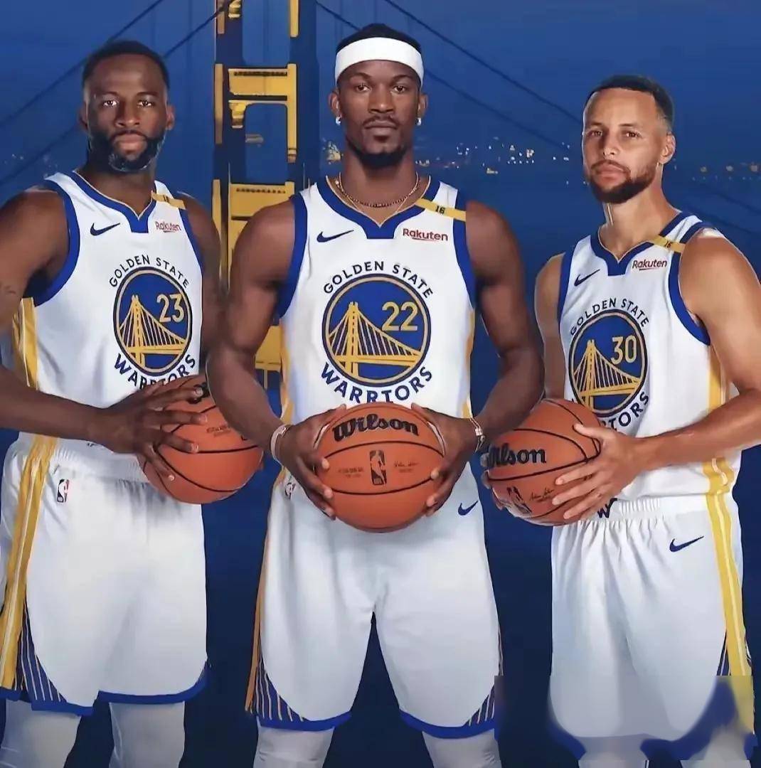 赛事周边引 赛事周边引